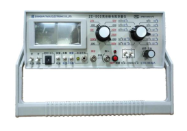 ZC-90G 高絕緣電阻測(cè)量?jī)x  電線電纜檢測(cè)中心用于電線電纜導(dǎo)體電阻試驗(yàn)  建筑工程質(zhì)量檢測(cè)、產(chǎn)品研究設(shè)計(jì)院校/實(shí)驗(yàn)室、產(chǎn)品生產(chǎn)檢驗(yàn)-推薦使用產(chǎn)品  測(cè)試電壓：10V，25V，50V，100V， 250V，500V，1000V  電阻量程：0—10^17 Ω  分 辨 率：10^2 Ω  微電流測(cè)量：0.1fA（10^ -16 A）-199.9μA  ZC-90G 高絕緣電阻測(cè)量?jī)x  1，準(zhǔn)確度高（基本誤差±1%），內(nèi)置定時(shí)器和充電電池  2，讀數(shù)穩(wěn)定（3 1/2位數(shù)字顯示）、抗干擾強(qiáng)（雙濾波）  3， 符合國(guó)家標(biāo)準(zhǔn)GB/T3048.5 規(guī)定要求  4， 超高絕緣電阻測(cè)量、普通電線電纜及交聯(lián)聚乙烯電纜測(cè)量  5， 交聯(lián)聚乙烯、PVC等絕緣材料體積電阻和表面電阻測(cè)量 6， 高值電阻器絕緣電阻測(cè)量、電線電纜絕緣電阻測(cè)量  7， 微電流測(cè)量、電子元器件測(cè)量、光電、生物電流測(cè)量、原子能研究等  ZC-90G 高絕緣電阻測(cè)量?jī)x 測(cè)量范圍 Ω 基本誤差 測(cè)量范圍 Ω 基本誤差 0-10^8 ±（1%RX+2字） 0-10^9 ±（1%RX+2字） ＞10^8—10^9 ±（2%RX+2字） ＞10^9—10^10 ±（2%RX+2字） ＞10^9—10^11 ±（3%RX+2字） ＞10^10—10^12 ±（3%RX+2字） ＞10^11—10^12 ±（5%RX+3字） ＞10^12—10^13 ±（5%RX+3字） ＞10^12—10^13 ±（10%RX+5字） ＞10^13—10^14 ±（10%RX+5字） ＞10^13 ±（20%RX+10字） ＞10^14 ±（20%RX+10字）   主機(jī)*1，測(cè)試線*1，外接電源*1，產(chǎn)品說(shuō)明書*1，合格證*1，儀表箱為運(yùn)輸中保護(hù)儀器之用，損壞恕不更換，敬請(qǐng)諒解 選配件：1，恒溫水浴 2，電極箱 3，靜電電極（重錘） 4，液體電極